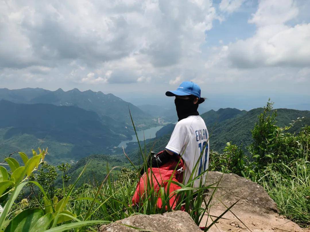 皇冠登一登二登三区别_【广州周边游】从化十登·鸡枕山皇冠登一登二登三区别,一鸣惊人—登广州第二高峰