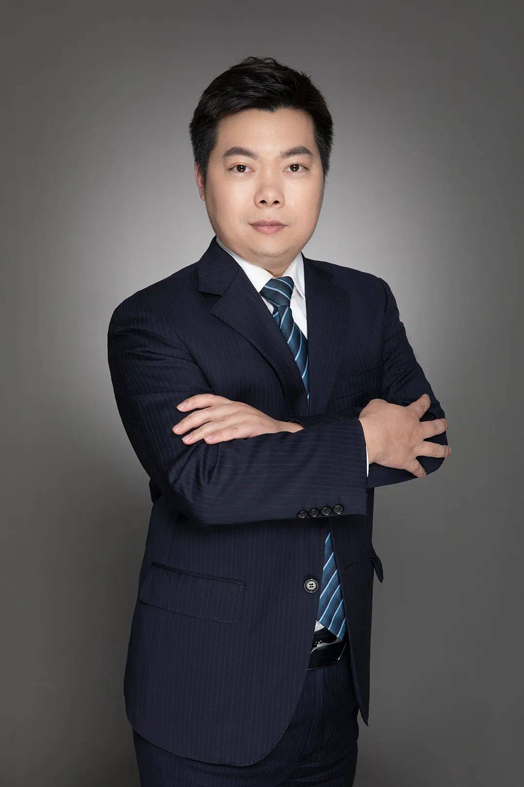 正版皇冠信用盘_超长实录!干货满满正版皇冠信用盘,超400万人观看!与你一同探寻2023年投资机遇