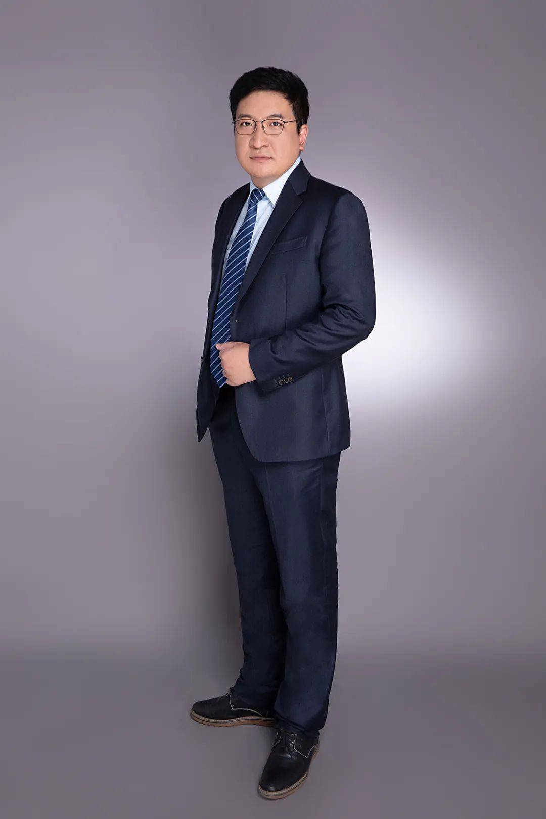 正版皇冠信用盘_超长实录!干货满满正版皇冠信用盘,超400万人观看!与你一同探寻2023年投资机遇