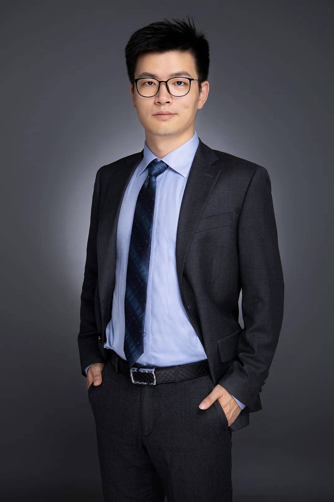 正版皇冠信用盘_超长实录!干货满满正版皇冠信用盘,超400万人观看!与你一同探寻2023年投资机遇