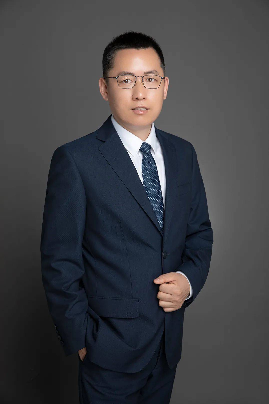 正版皇冠信用盘_超长实录!干货满满正版皇冠信用盘,超400万人观看!与你一同探寻2023年投资机遇