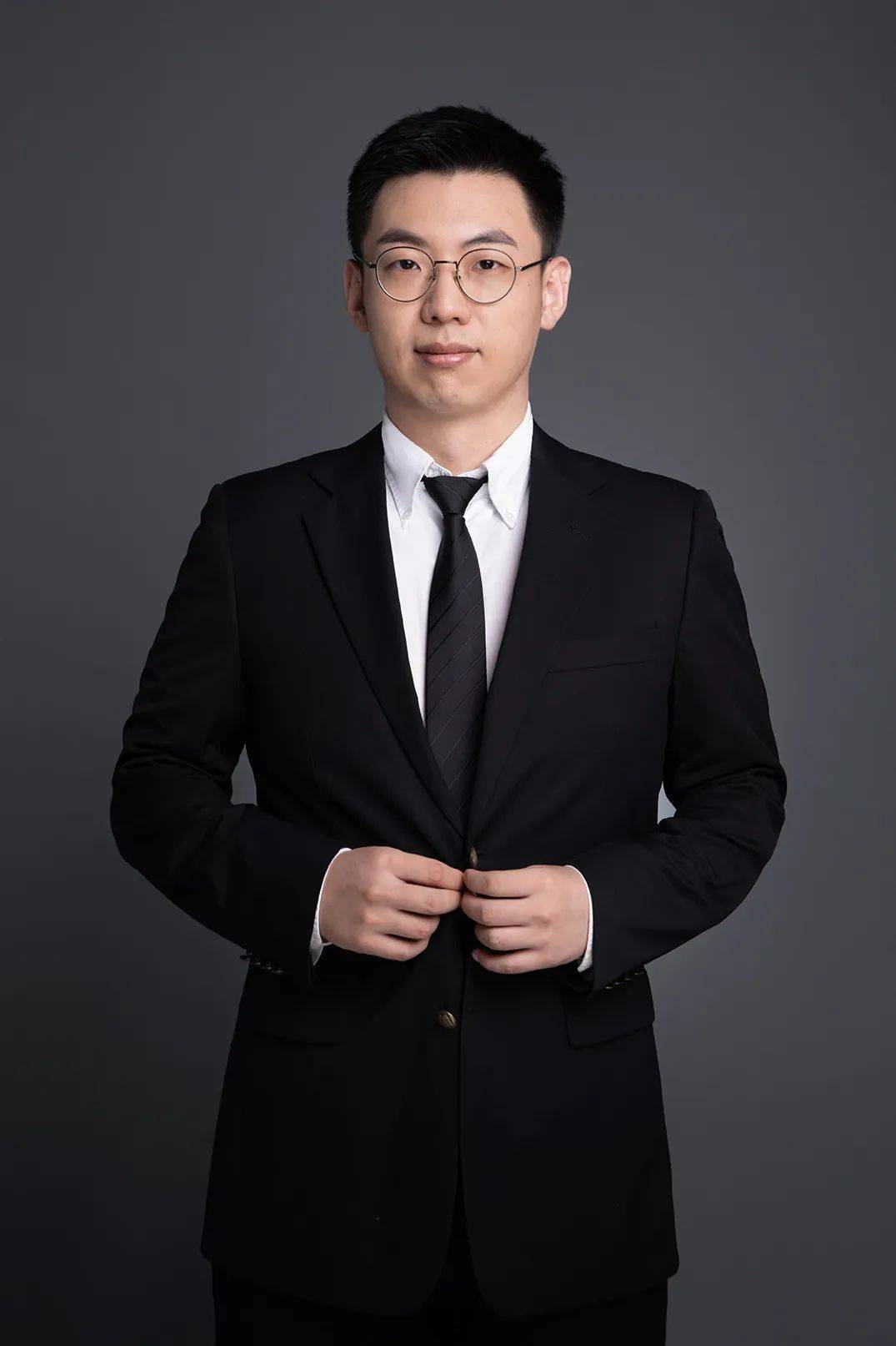 正版皇冠信用盘_超长实录!干货满满正版皇冠信用盘,超400万人观看!与你一同探寻2023年投资机遇