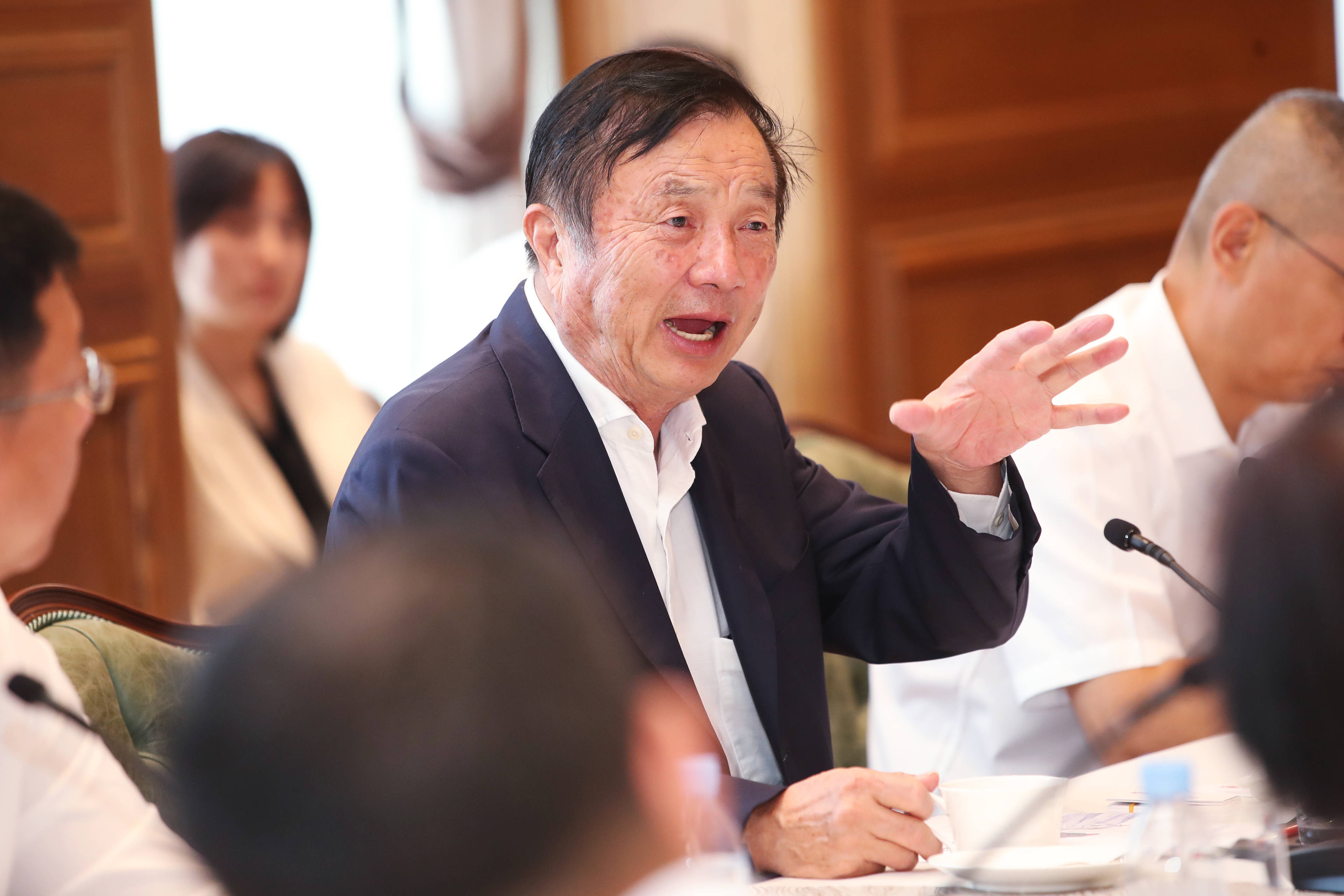 皇冠信用网最新地址_华为公布前三季度业绩:营业收入5859亿元皇冠信用网最新地址,净利润628.68亿元!任正非:今天还不能说华为能活下来