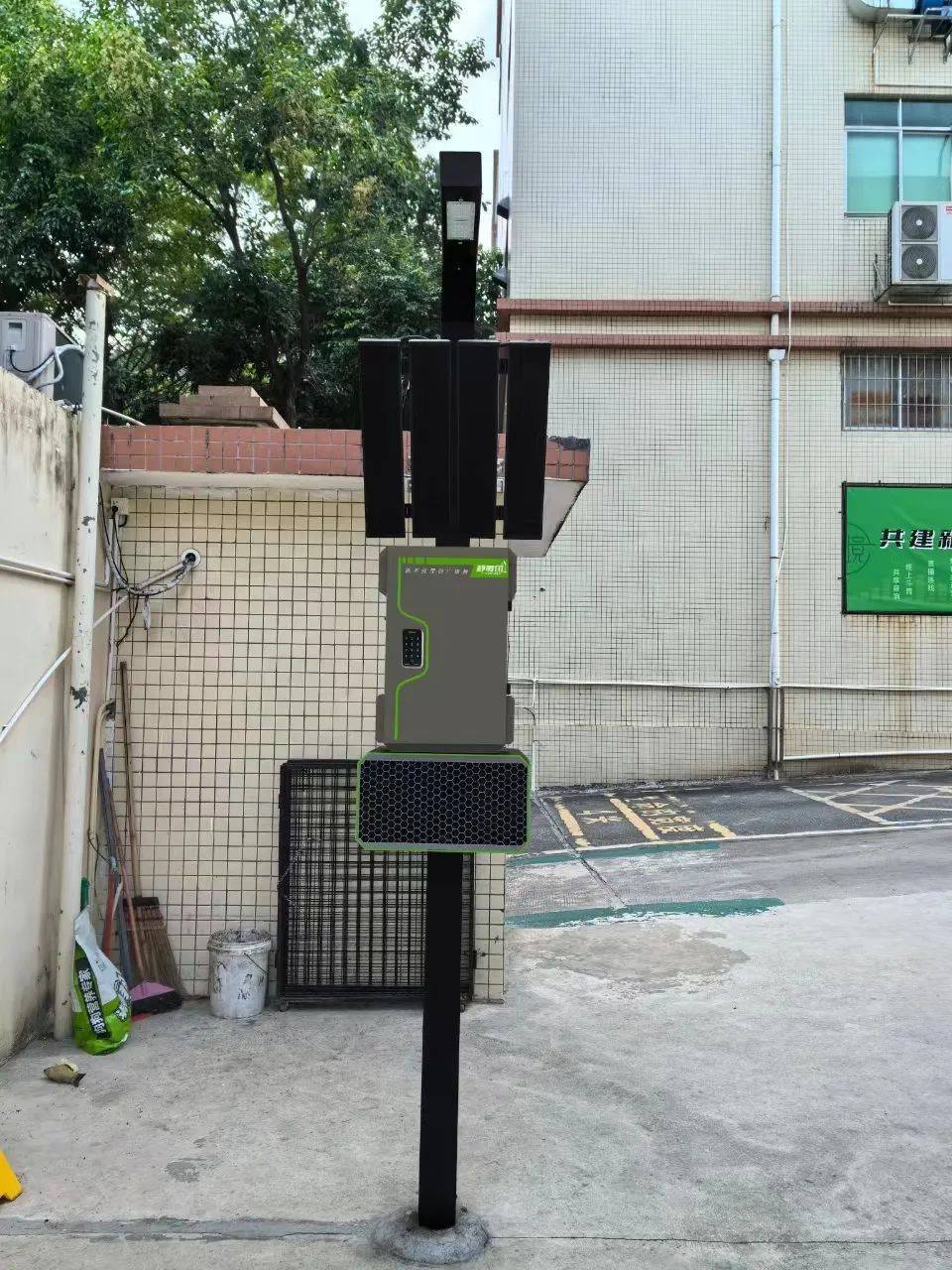 皇冠信用网代理流程_深圳20多个社区安装定向音响皇冠信用网代理流程,高科技让广场舞不再扰民
