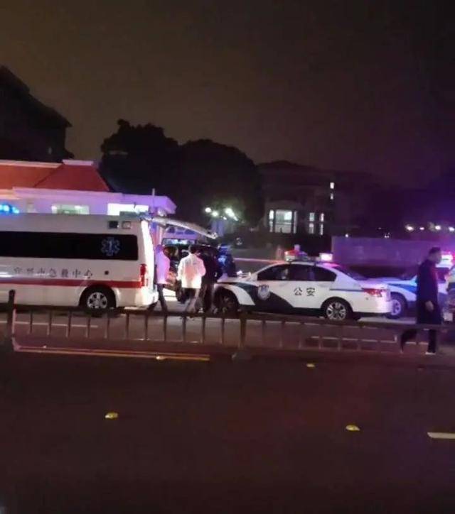 如何代理皇冠信用网_江苏一高校发生持刀伤人事件如何代理皇冠信用网,致8死17伤,刚刚,警方通报