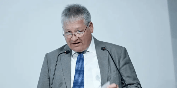 皇冠代理平台_德国情报局局长称皇冠代理平台,俄罗斯的破坏行为可能导致北约援引“共同防卫”条款