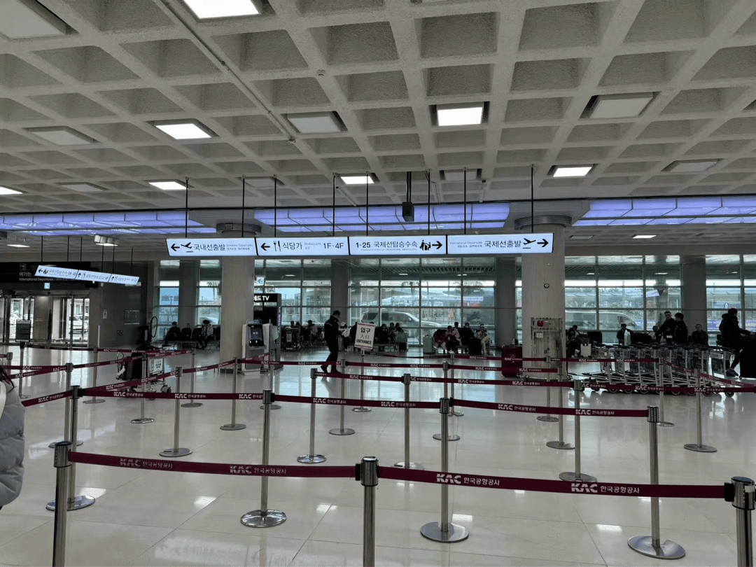 Crown Credit Network How much is the deposit_韩国失事客机原计划今天飞往北京!候机中国乘客:心情沉重Crown Credit Network How much is the deposit,考虑坐船回国……