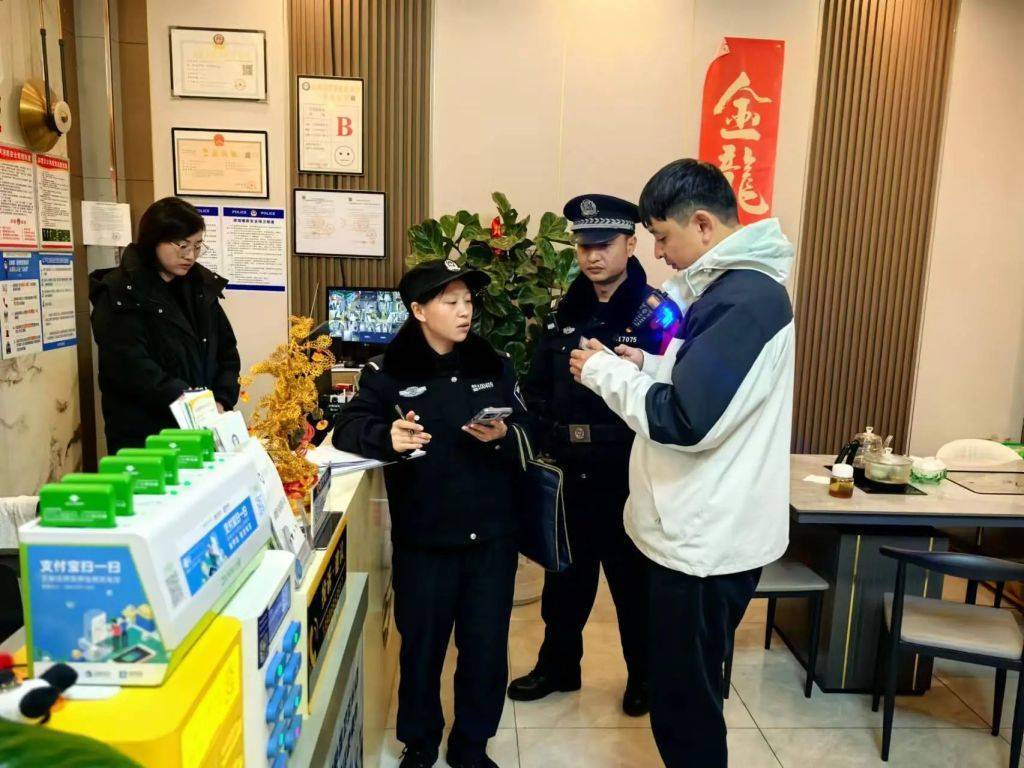 Basketball Betting Network_昆明出动两千余名警力检查重点区域Basketball Betting Network,整改115个问题隐患