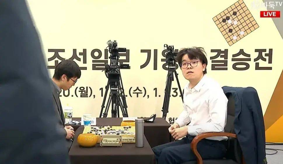 皇冠信用网正网_韩围棋协会将修改围棋规定皇冠信用网正网,韩国网友呼吁裁判承认卞相壹犯规