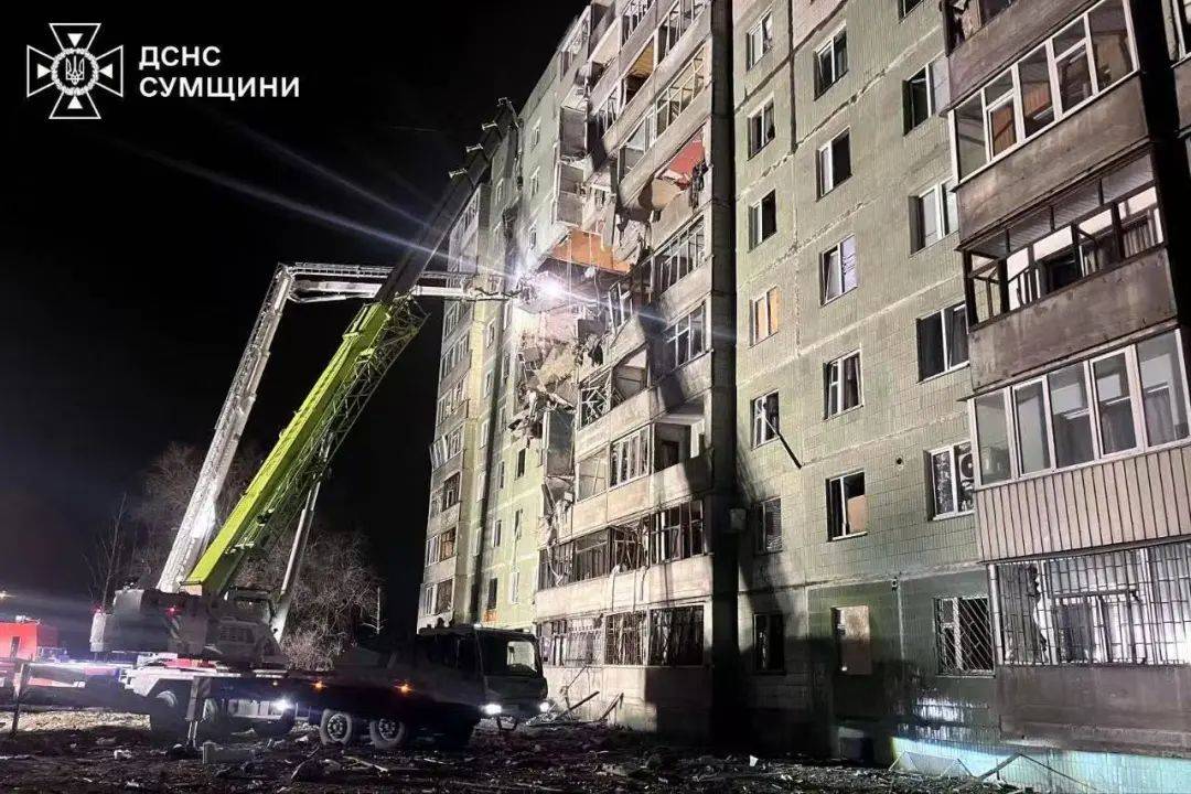 皇冠信用网账号注册_乌克兰遭无人机袭击皇冠信用网账号注册,泽连斯基:已致9死13伤