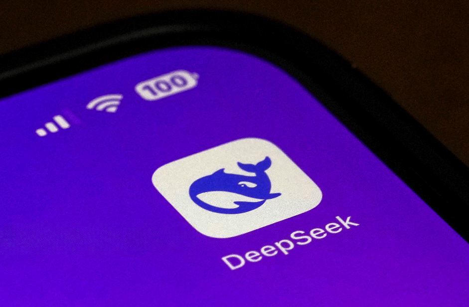 皇冠信用网登1_复旦大学副教授郑骁庆谈DeepSeek:AI行业不只有“规模法则”皇冠信用网登1,开源将加速模型更新,芯片需求可能不降反增