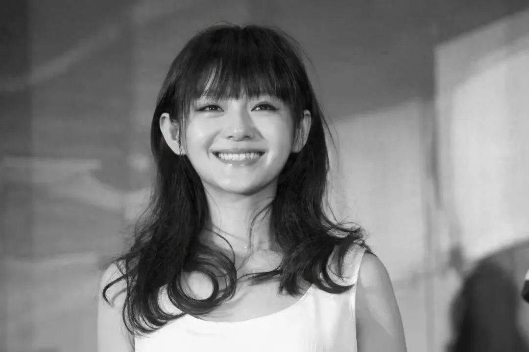 皇冠信用网登2代理申请_大S发病到猝逝仅5天皇冠信用网登2代理申请,专家发声:“或与基础性疾病有关”