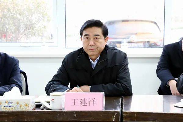 皇冠信用在线申请_青岛两位原副市长同时落马皇冠信用在线申请，或涉37亿烂尾项目