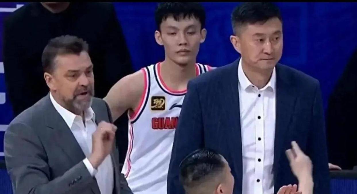 无畏契约
_正式官宣无畏契约
,广东男篮VS上海G3开球时间敲定CCTV5直播杜峰变阵争胜