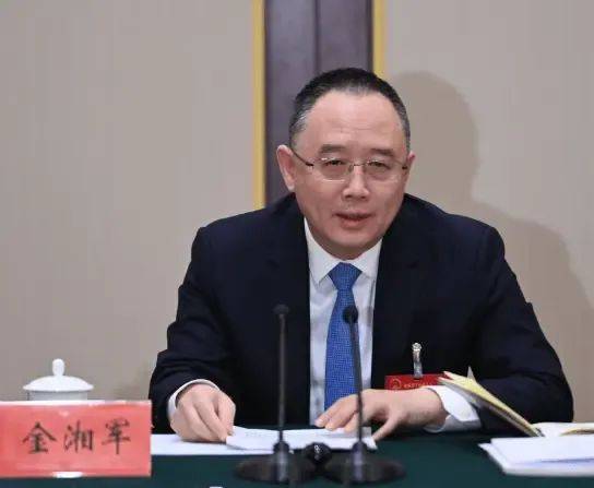 皇冠信用網登
_山西省省长金湘军官宣被查皇冠信用網登
,知情者:4月10日晚被带走,白天还在主持会议