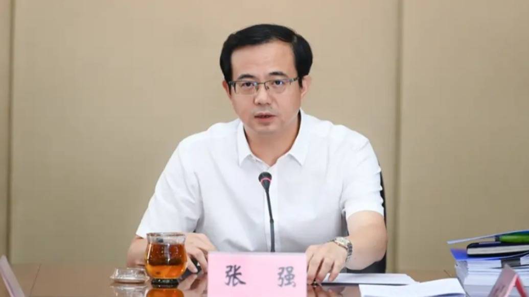 皇冠信用網登2代理
_江西省司法厅厅长张强已任江西省委政法委分管日常工作副书记