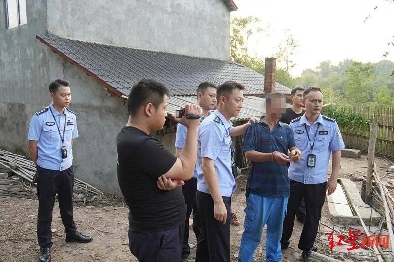皇冠信用网如何申请
_男子杀害母亲和女友后带嫂嫂潜逃32年落网皇冠信用网如何申请
,两人育有一儿一女,侦破细节披露