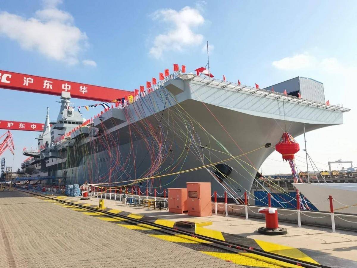 皇冠信用网APP下载_中国一年服役一支法国海军皇冠信用网APP下载,让法军在南海看看,什么叫30万吨外交
