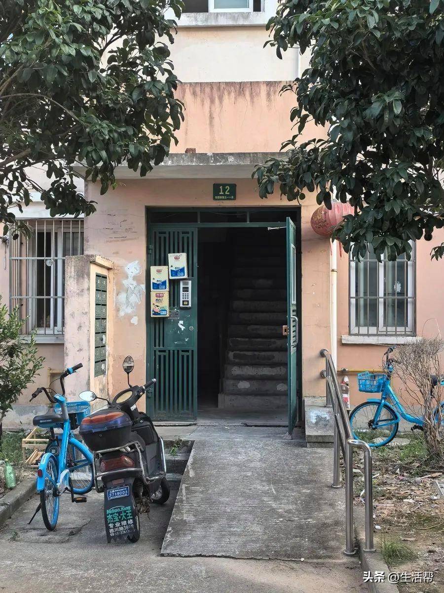 皇冠信用网最高占成_上海多个小区1700多个门禁集体失效皇冠信用网最高占成,居民炸锅:“太不安心了……”官方最新回应