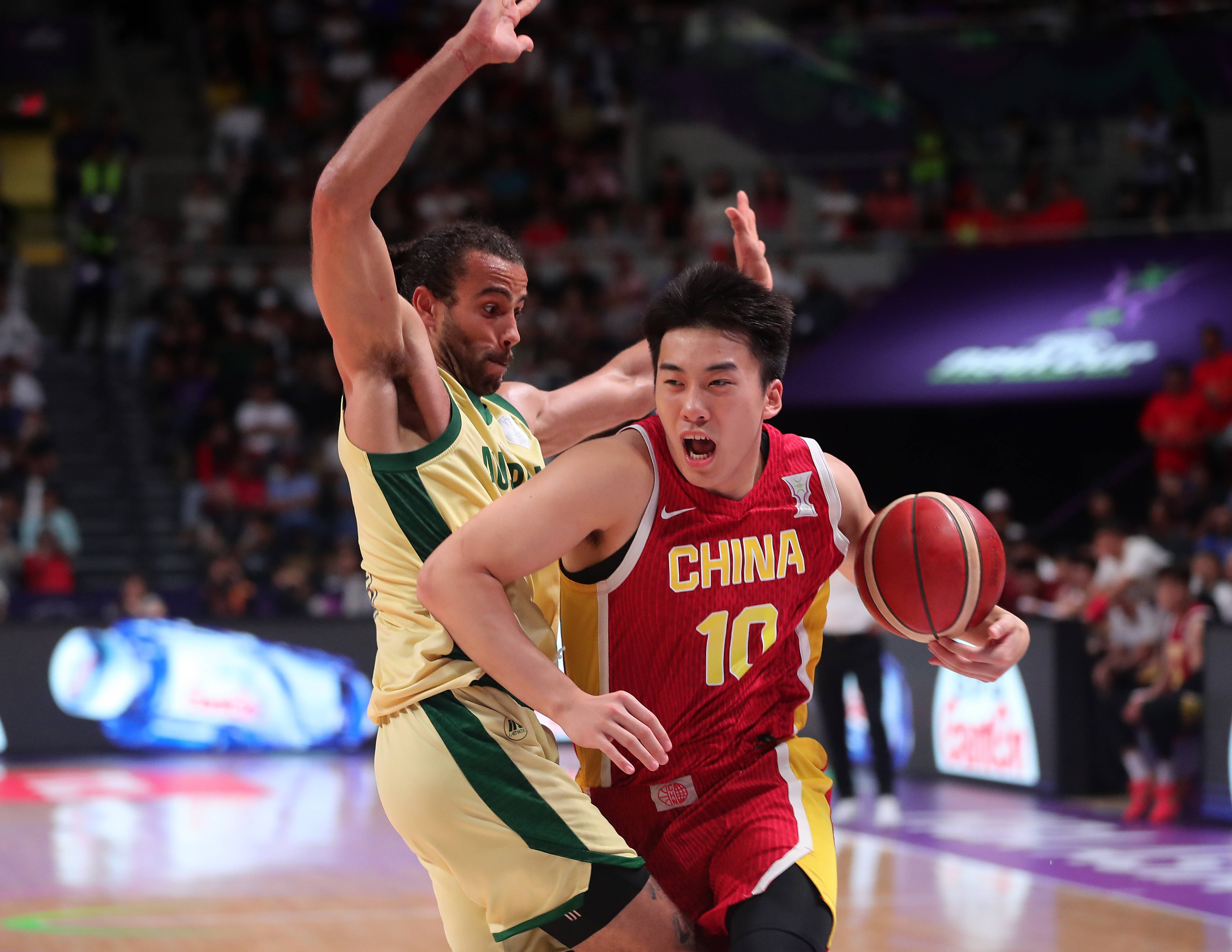 皇冠信用网庄家_王俊杰：明年或参加NBA选秀 没选上在海外找机会