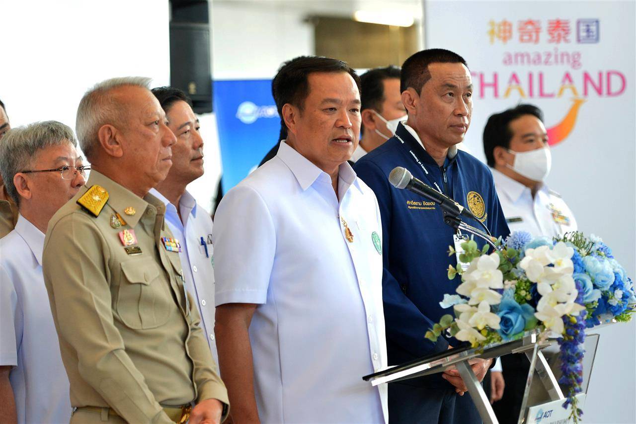 如何申请皇冠信用盘_阿努廷当选泰国新总理！祖籍广东如何申请皇冠信用盘，曾说“我是100%的中国人后代”，任副总理时亲自到机场迎接中国游客