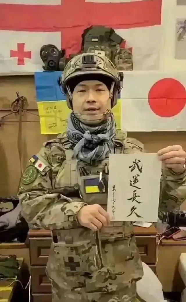 皇冠信用网会员开户申请_离谱皇冠信用网会员开户申请!俄罗斯把日本雇佣兵俘虏关笼子里游街示众?和中国有关系?