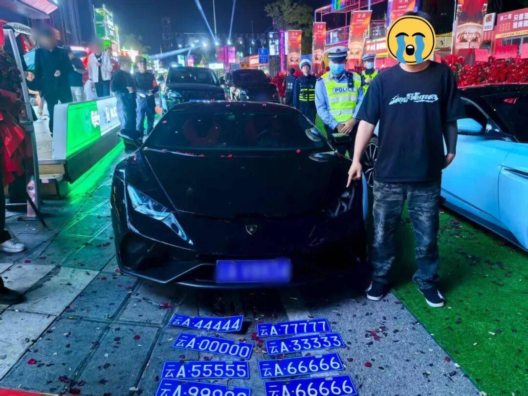 皇冠信用登2代理
_“云A99999”惊现街头?昆明交警出手:假的皇冠信用登2代理
!罚!