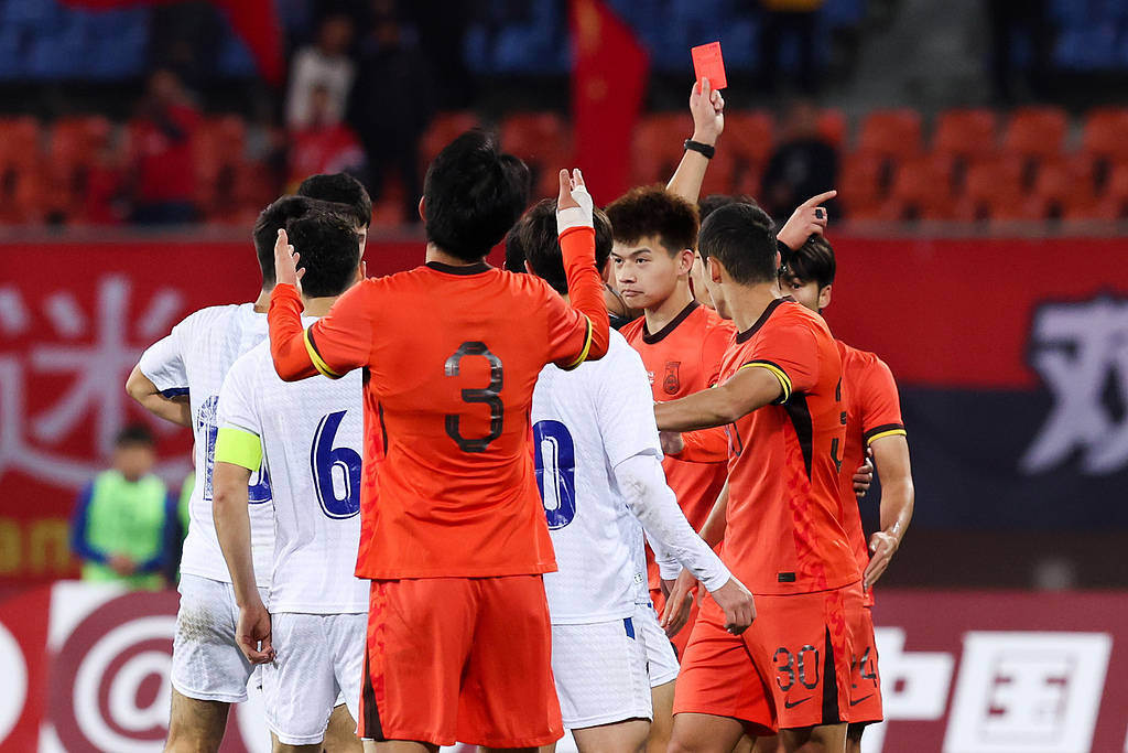 怎么申请皇冠信用盘
_熊猫杯-汪士钦染红对手中横梁 U22国足0-0乌兹无缘冠军