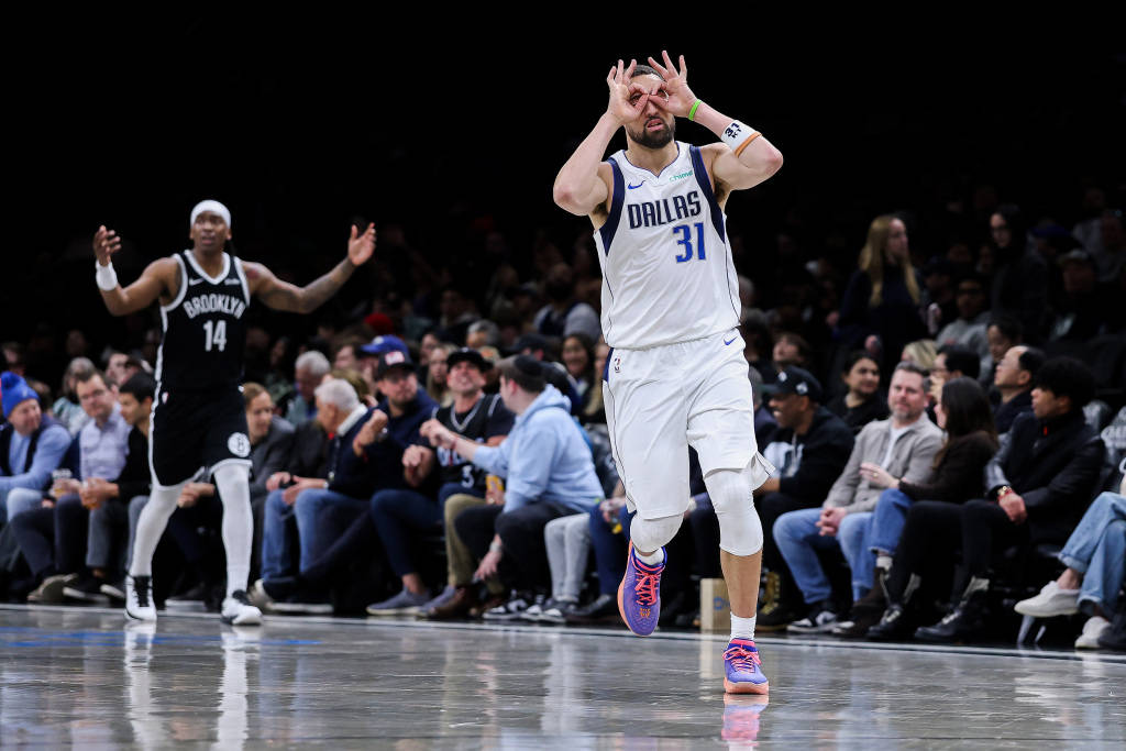 皇冠信用网代理注册_NBA｜克尼佩尔创最快200记三分皇冠信用网代理注册，哈登又添“最老纪录”